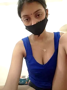 Snapshot of pooja_riya chatting on 7, 7, 2026 pooja riya online show from 7, 7, 2026