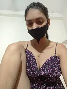 Snapshot of pooja_riya chatting on 24, 7, 2026 pooja riya online show from 24, 7, 2026