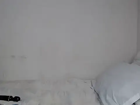 SlenderDiamond online show from 26, 6, 2026