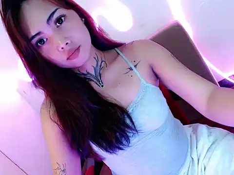 francine xx online show from 12, 7, 2026