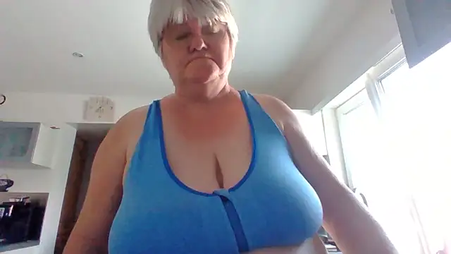 coquinesensuel online show from 18, 6, 2026