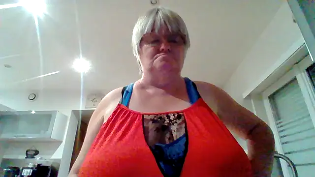 coquinesensuel online show from 25, 6, 2026