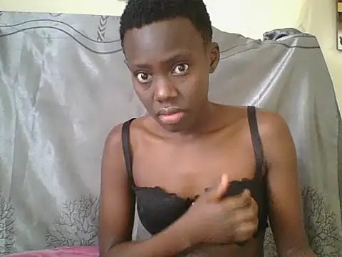Snapshot of Tish_Leylah chatting on 12, 7, 2026 Tish Leylah online show from 12, 7, 2026
