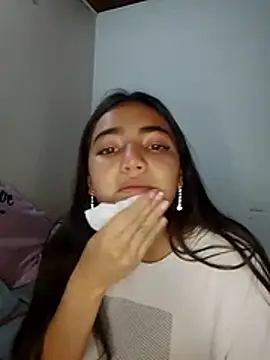 Julia valentina online show from 25, 7, 2026