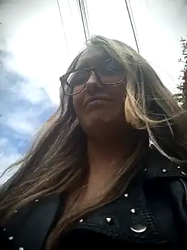 Snapshot of karla-giraldo1 chatting on 21, 7, 2026 karla-giraldo1 online show from 21, 7, 2026