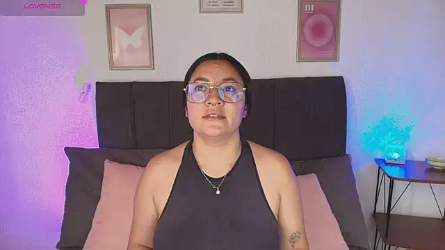 samm curvy online show from 8, 7, 2026