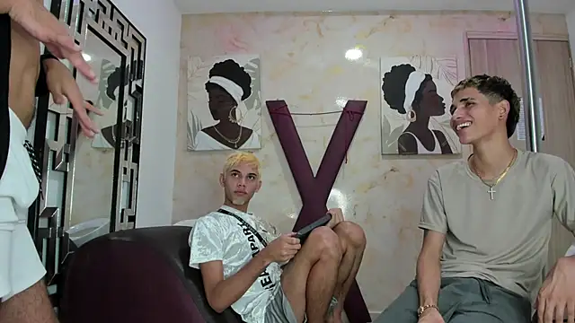 RED BOYS1 online show from 18, 6, 2026