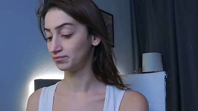 SofiaHill online show from 3, 8, 2026