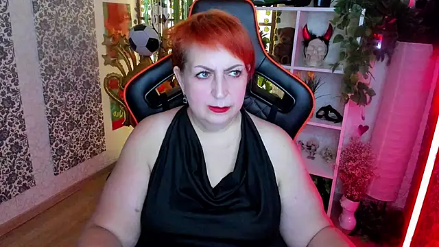 Snapshot of Joana_Woods chatting on 9, 7, 2026 Joana Woods online show from 9, 7, 2026