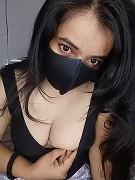 hottyplak online show from 10, 7, 2026