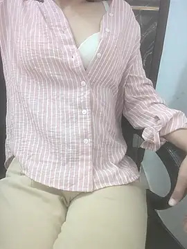 sushmita0 online show from 6, 7, 2026