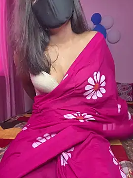 Snapshot of NAUGHTY_PRIYANKAA chatting on 19, 6, 2026 NAUGHTY PRIYANKAA online show from 19, 6, 2026