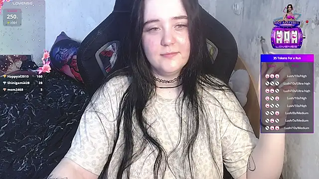 Snapshot of your_8a8y chatting on 7, 7, 2026 your 8a8y online show from 7, 7, 2026