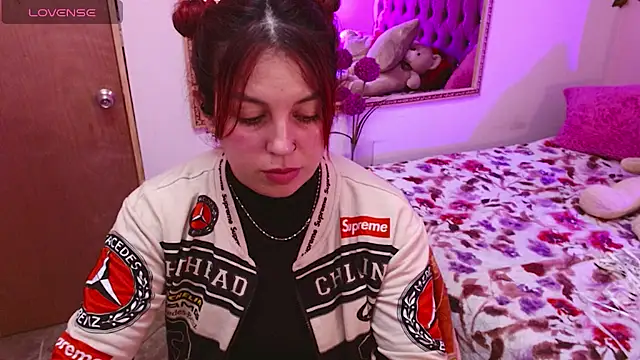Megan  02 online show from 29, 7, 2026
