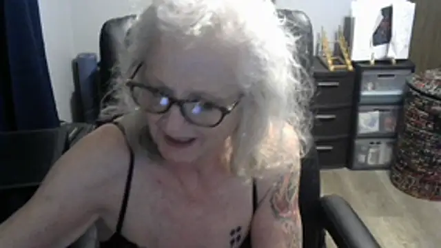 Joleendelacroix online show from 3, 7, 2026