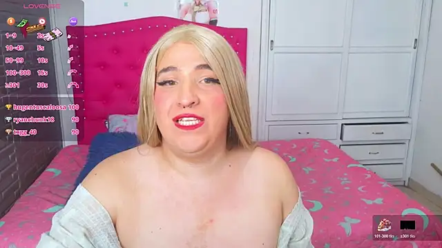 roxxy pink  online show from 22, 7, 2026