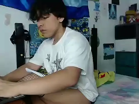 Snapshot of Tiff_-Styles chatting on 8, 7, 2026 Tiff -Styles online show from 8, 7, 2026