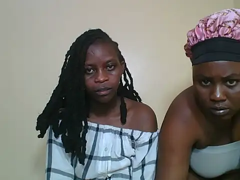 Snapshot of SpaLovers chatting on 7, 7, 2026 SpaLovers online show from 7, 7, 2026