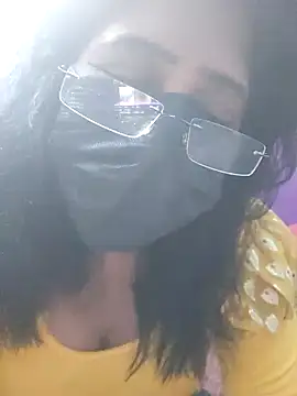 Snapshot of Zaara-Rose chatting on 18, 7, 2026 Zaara-Rose online show from 18, 7, 2026