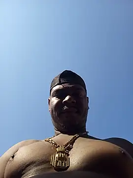 amantecarioca23cm online show from 7, 7, 2026