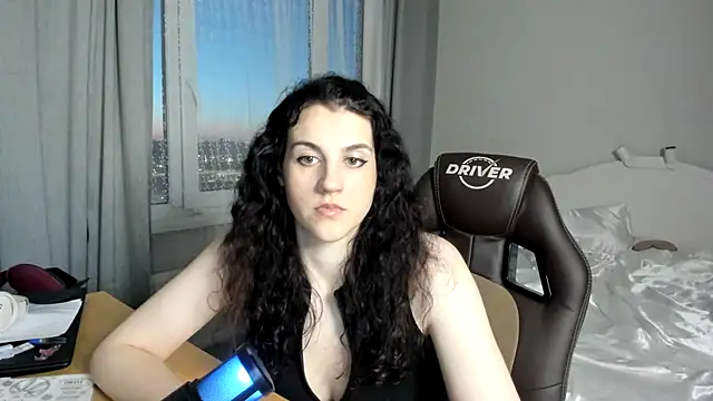 Snapshot of Avelinatt chatting on 18, 7, 2026 Avelinatt online show from 18, 7, 2026