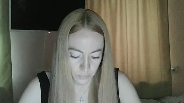 Snapshot of Zolissani chatting on 21, 6, 2026 Zolissani online show from 21, 6, 2026
