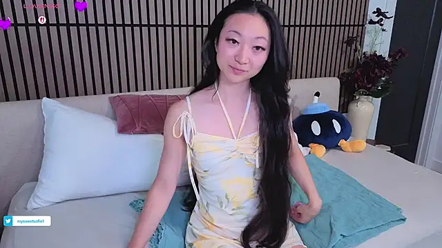 MySweetSofie online show from 12, 7, 2026