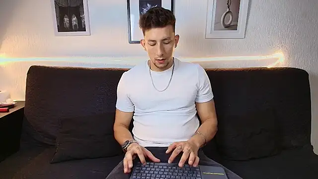 Sr Maykol online show from 12, 7, 2026