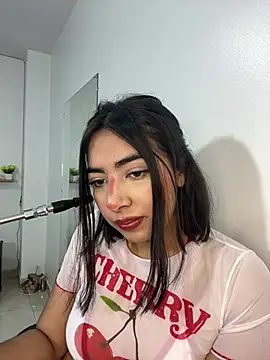 Snapshot of cherry_skinnyy_ chatting on 8, 8, 2026 cherry skinnyy online show from 8, 8, 2026