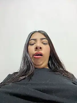 Snapshot of cherry_skinnyy_ chatting on 5, 7, 2026 cherry skinnyy online show from 5, 7, 2026