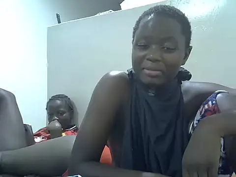 milky gal ebony online show from 1, 8, 2026