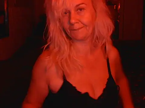 Ravelynni online show from 27, 7, 2026