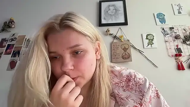 Snapshot of Laveliari chatting on 21, 6, 2026 Laveliari online show from 21, 6, 2026
