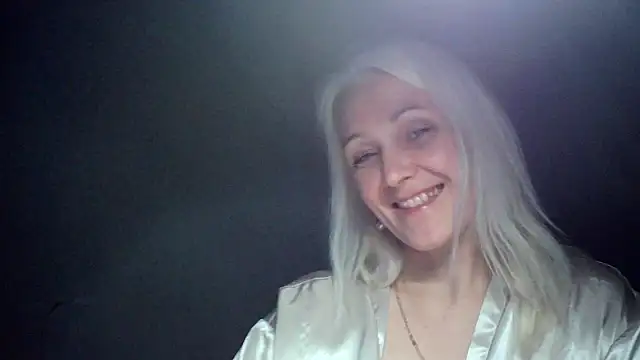 Snapshot of Calissako chatting on 4, 7, 2026 Calissako online show from 4, 7, 2026