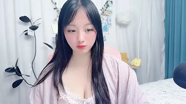 Winnie666999 online show from 3, 8, 2026