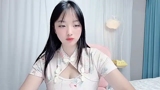 Winnie666999 online show from 13, 7, 2026