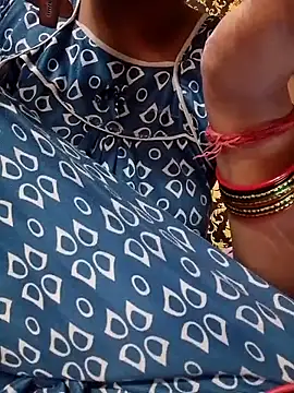 Snapshot of Divyaa-88 chatting on 9, 8, 2026 Divyaa-88 online show from 9, 8, 2026