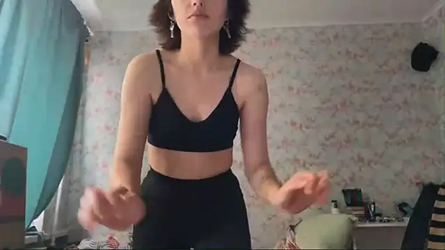 LilyChop online show from 23, 6, 2026