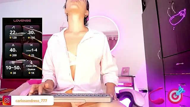 stacyfoxxx online show from 24, 6, 2026