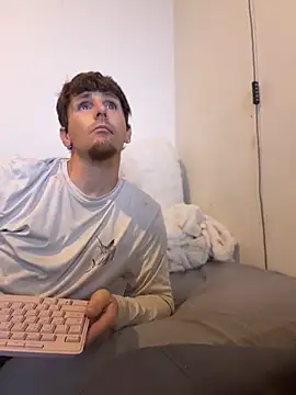 hypnoclouds online show from 8, 8, 2026