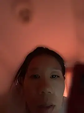 Snapshot of yueyue-allin chatting on 23, 6, 2026 yueyue-allin online show from 23, 6, 2026