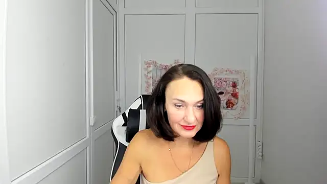 Snapshot of OliviaKateee chatting on 15, 7, 2026 OliviaKateee online show from 15, 7, 2026