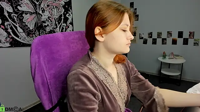 Velvet-Flame online show from 22, 7, 2026