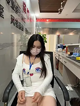 yybbmissy520 online show from 25, 6, 2026