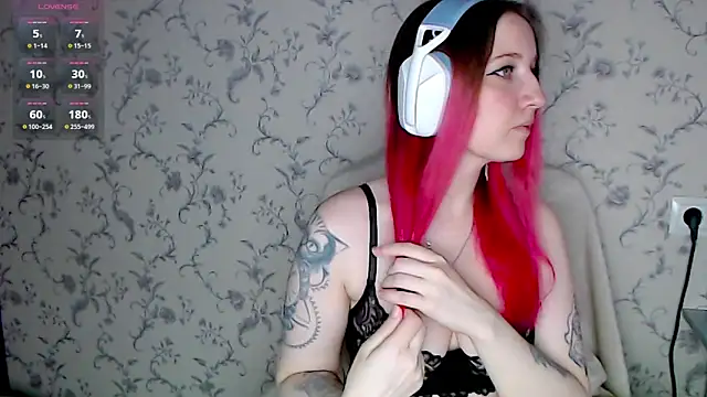 Tastycherrypie online show from 25, 7, 2026