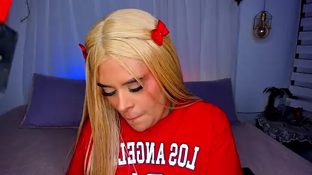 Snapshot of Sofi_cortes chatting on 24, 6, 2026 Sofi cortes online show from 24, 6, 2026