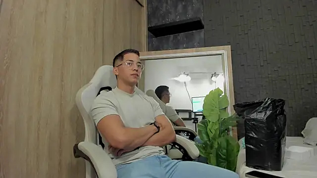 Matias strong1 online show from 24, 6, 2026