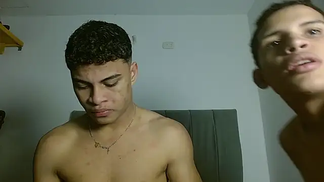 Jose And Daniel online show from 17, 7, 2026