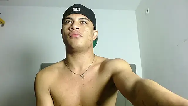 Jose And Daniel online show from 10, 7, 2026
