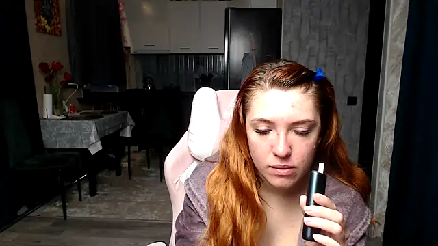 Reginasmilee online show from 3, 5, 2026